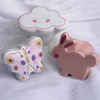 Krāsa izsmalcinātu mazo dzīvnieku keramikas karikatūra cute bērnam rīkoties ar Mākoņiem, tauriņš trušu atvilktnes apavu skapis tv ministru kabineta rokturi, pavelciet